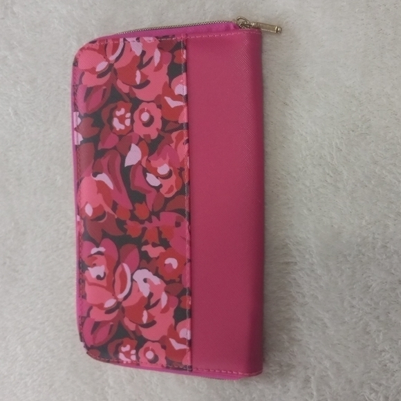 Isaac Mizrahi Pink and Red Floral Cosmetic Make Up Brush Travel Bag - Picture 3 of 7